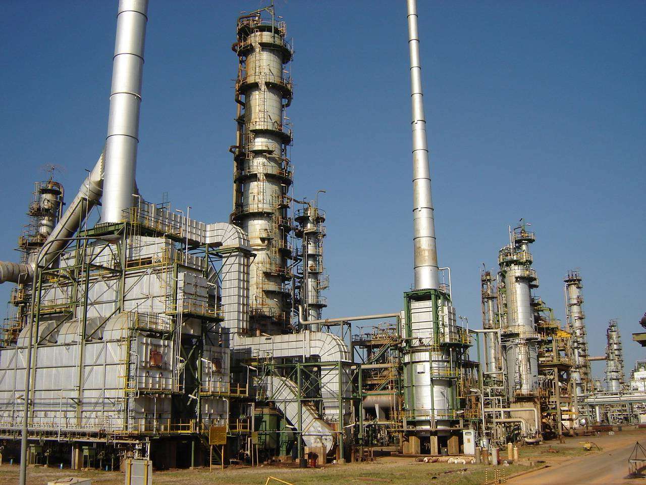 Nigeria refineries now produce 6.7m liters  of petrol per day- NNPC