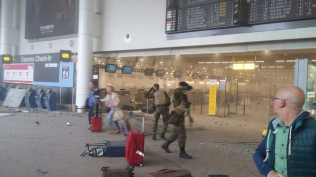Brussels attacks: At least 31 dead at Zaventem and Maelbeek