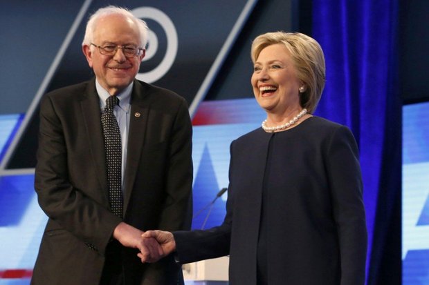 US election 2016: Bernie Sanders endorses Hillary Clinton