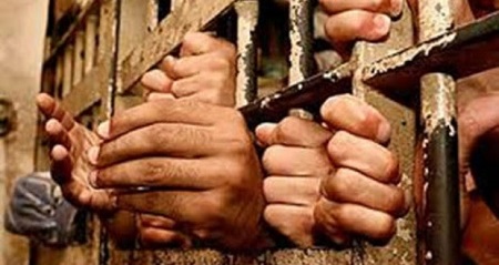 14 Nigeria prisons officers suspended over Abuja jailbreak