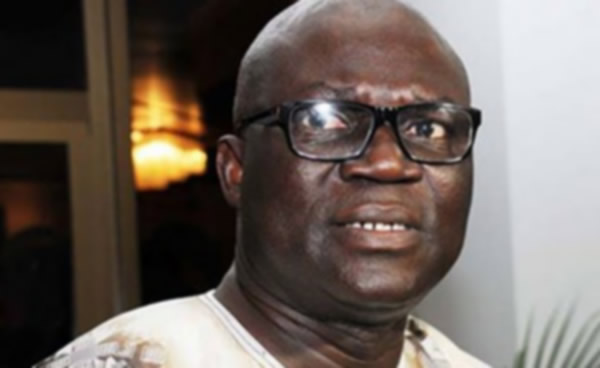 Makarfi, other PDP chieftains visit Abati in EFCC custody
