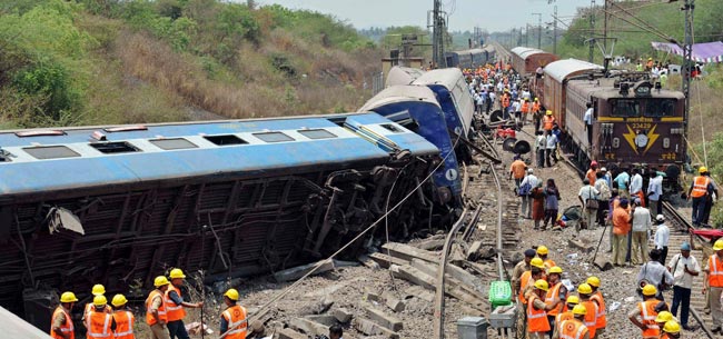 Buhari condoles India over train disaster