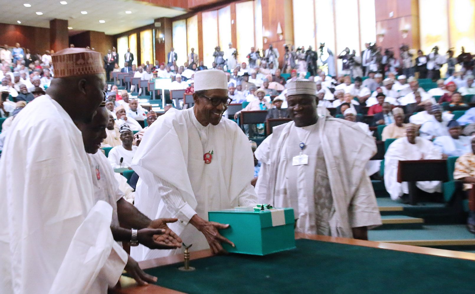 Buhari presents N7.298trn 2017 budget