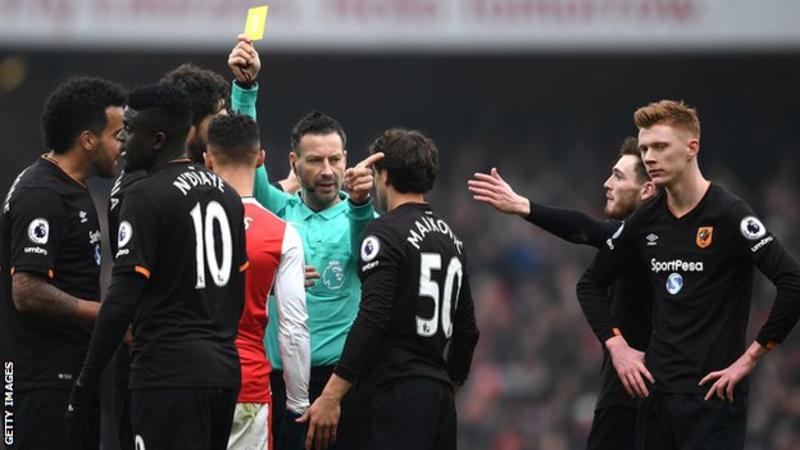Mark Clattenburg: Premier League official quits to take up job in Saudi Arabia