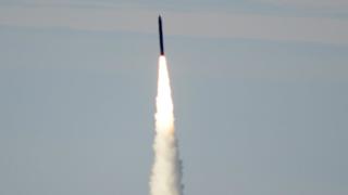 US tests missile defence system