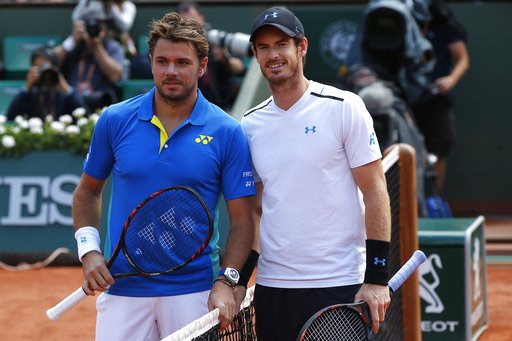 Wawrinka beats Murray to reach French Open final