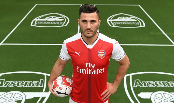 Arsenal sign Bosnian defender, Sead Kolasinac