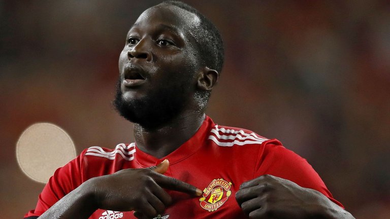 United legend, Van Nistelroy, backs Lukaku
