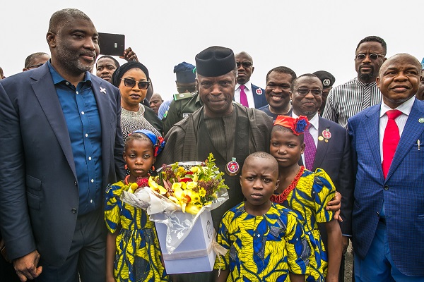 Vice President Yemi Osinbajo commissions Petroleum Storage Facility with 300m litres capacity Tank Farm in Ibefun, Ogun State (Photo)