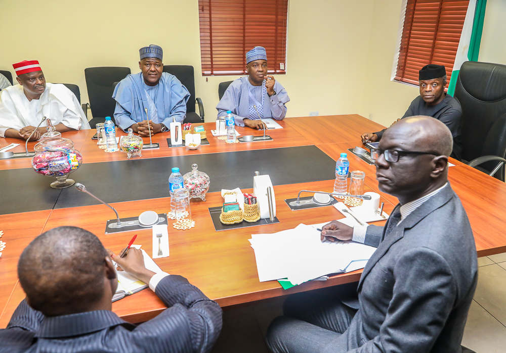 Vice President Yemi Osinbajo had a close-door meeting with members of the New PDP (nPDP) bloc in the APC at Aguda House, Abuja.  Those who were at the meeting were President of the Senate, Dr Abubakar Bukola Saraki; Speaker of the House of Representatives, Mr. Yakubu Dogara; and former Governor of Kano state, Senator Rabiu Musa Kwankwaso, among others.