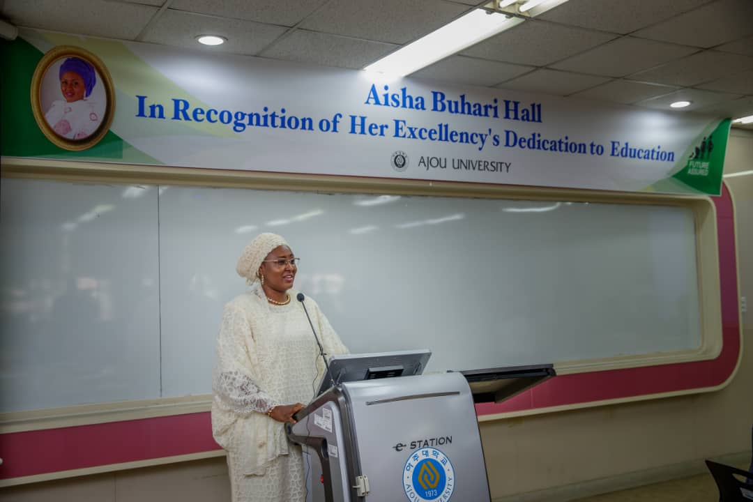 Aisha Buhari receives World Leadership Prize, immortalised