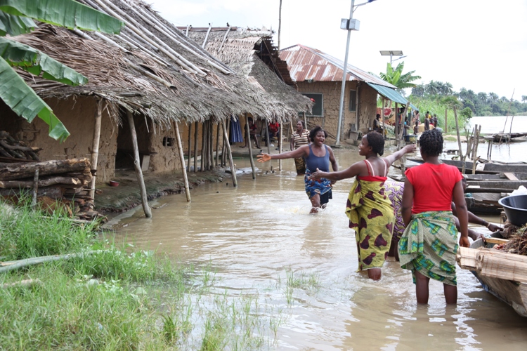Nigerian govt says worst floods over
