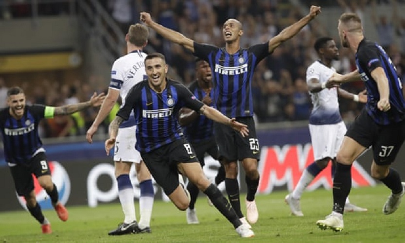 Inter score two late goals to beat Spurs 2-1
