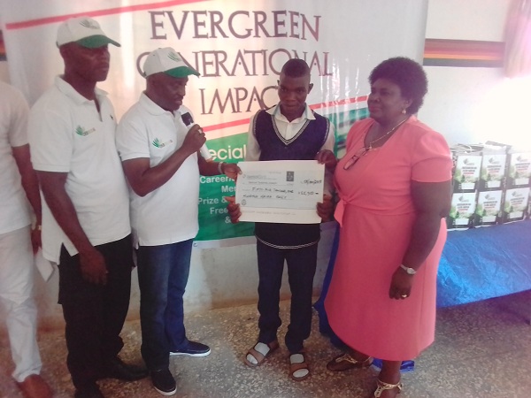 Evergreen Club awards bursary to 2 indigent GSS Karu students