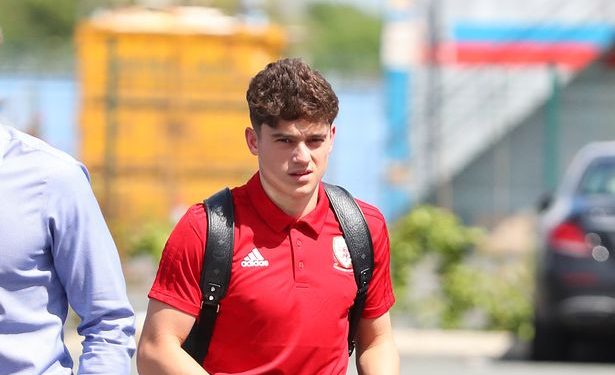 Daniel James set to complete 18m pounds Man United move