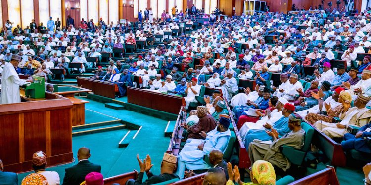 Buhari presents N10.33trn 2020 Appropriation Bill to NASS