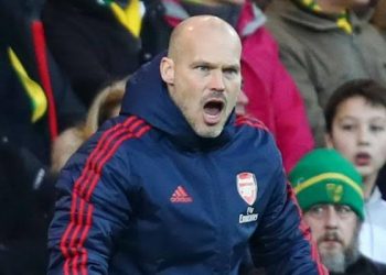 Arsenal’s winless run continues under new manager