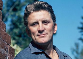 Kirk Douglas, ‘Spartacus’ Star and Legend of Hollywood’s Golden Age, Dies at 103