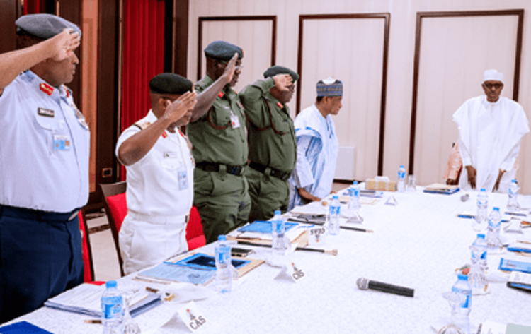 Worsening security: Buhari in meeting with Service Chiefs