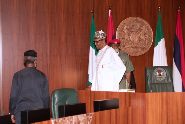 Buhari, Osinbajo, NASS leadership agree on deferment of electricity tariff hike