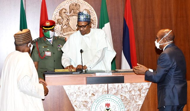 Buhari commends strong bonds of Nigeria-Pakistan relations