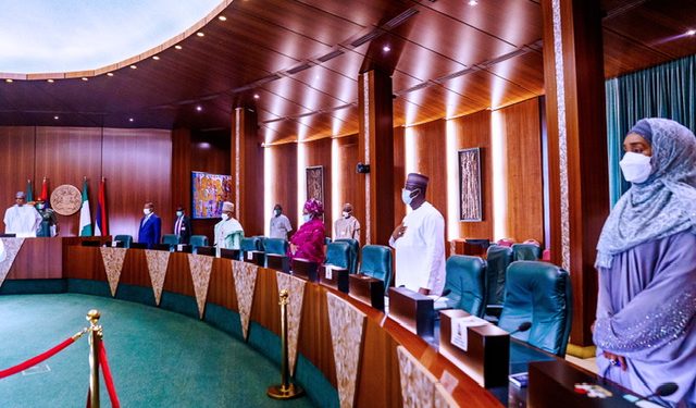Nigerian govt approves N136 million chairs, computers for University of Benin