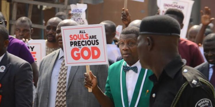 How religion inspires the Nigerian diaspora to develop Africa