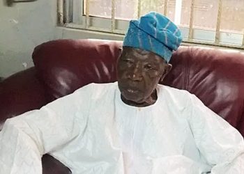 President Buhari pays tribute to Lateef Jakande, says he lived for others
