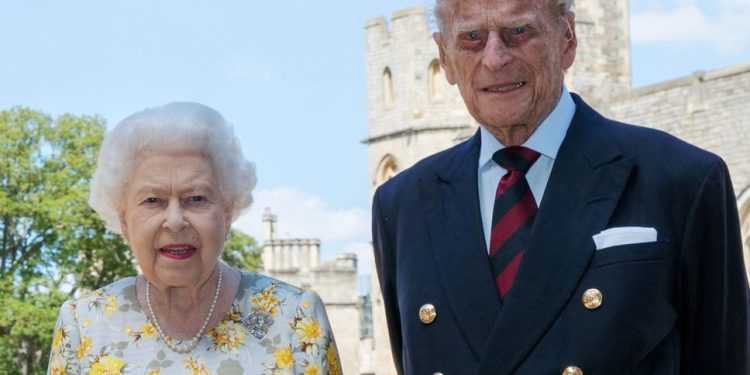 Buhari condoles with Queen Elizabeth over husband’s death