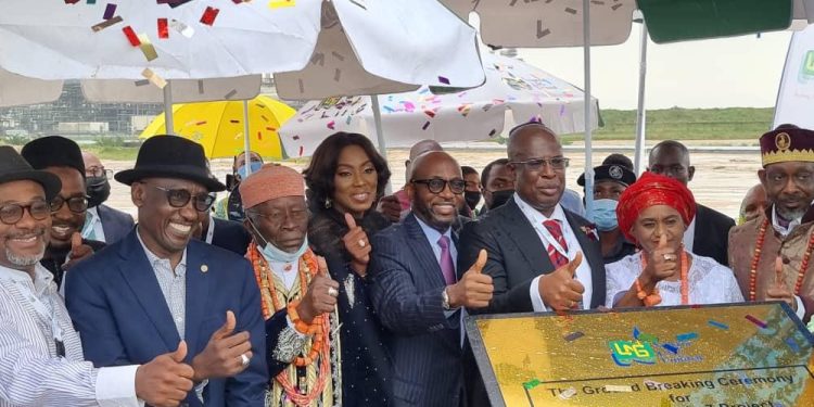 Buhari urges timely completion of LNG Train 7