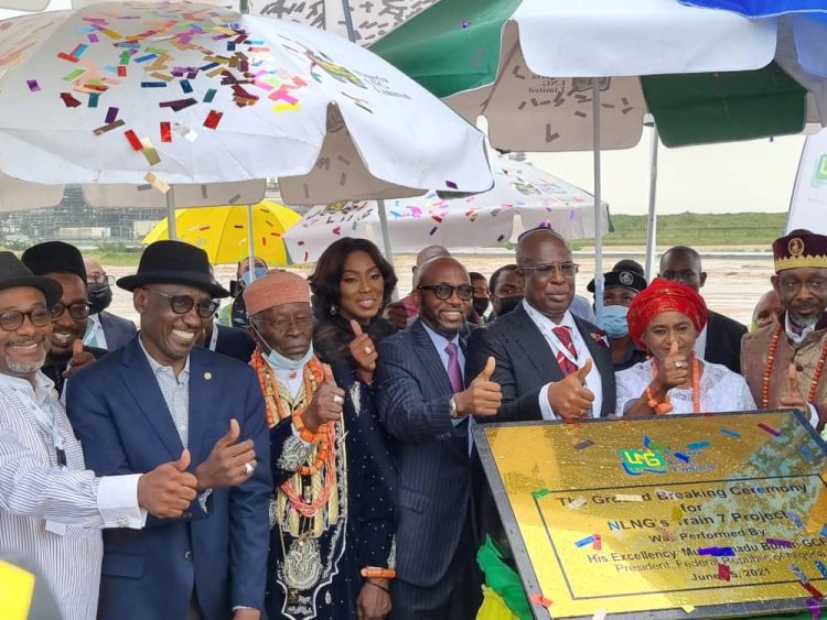 Buhari urges timely completion of LNG Train 7