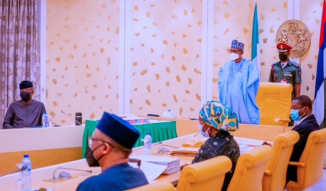 Make more investments to boost economic diversification, Buhari tells new NSIA board