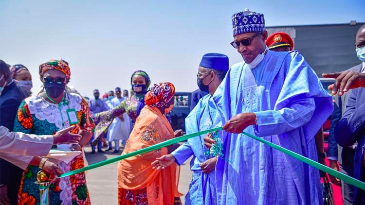 Buhari inaugurates Kawo flyover, other projects in Kaduna, recounts near-death experience in 2014
