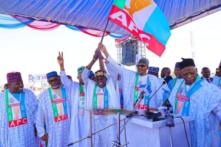 I’ve served Nigerians creditably, says Buhari as he campaigns for APC