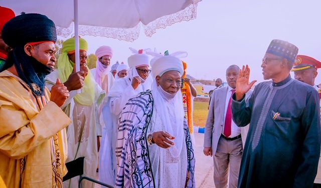Buhari returns from Qatar, arrives Daura for governorship elections