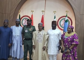 Governor Uba Sani visits Chief of Defence Staff, seeks more security support