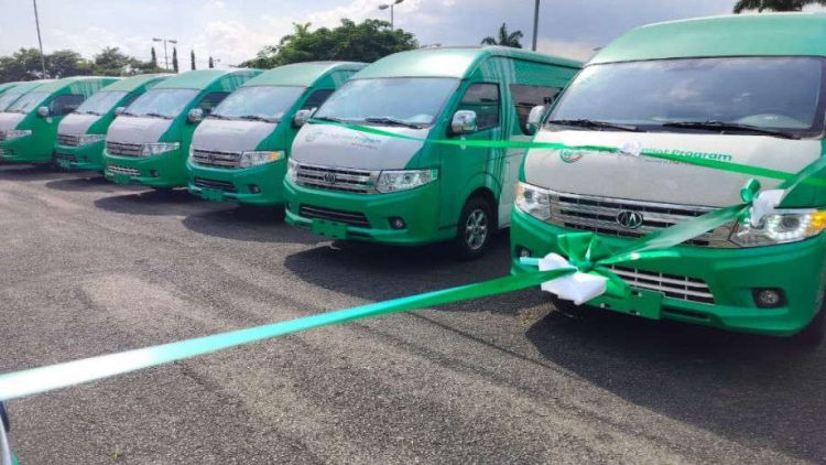Nigerian govt hands over 64 CNG buses to NLC, TUC, NANS