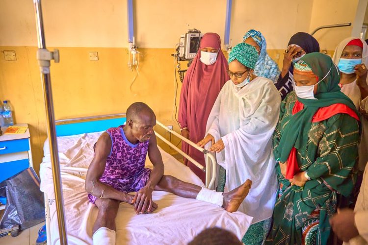 Oluremi Tinubu donates N40 million, food items to victims of Jigawa tanker explosion