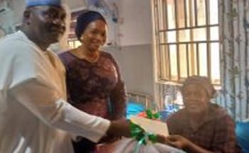 CDS celebrates Christmas, birthday with sick military personnel, civilians
