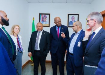 Cardoso hosts British international investment